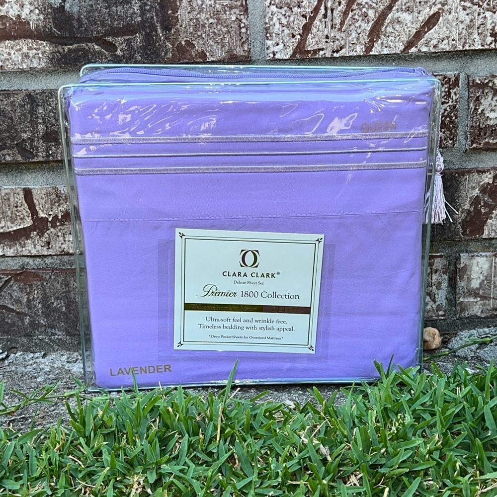 1800 Thread Count: LAVENDER Color, Deep Pockets, Premier 4 Piece Bed Sheet Set